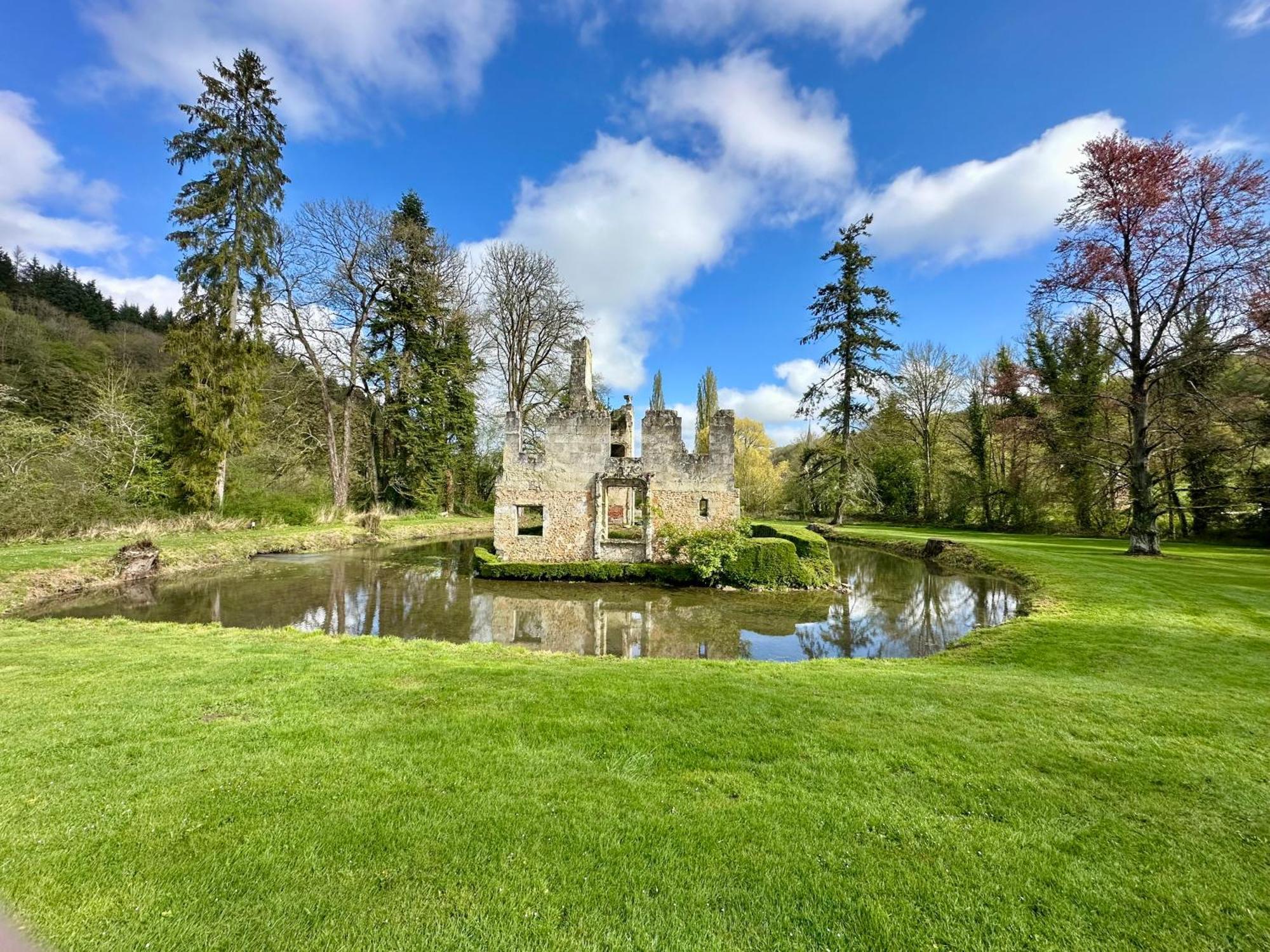 Bed and Breakfast Domaine De La Cressonniere Saint-Martin-de-Bienfaite-la-Cressonniere Esterno foto
